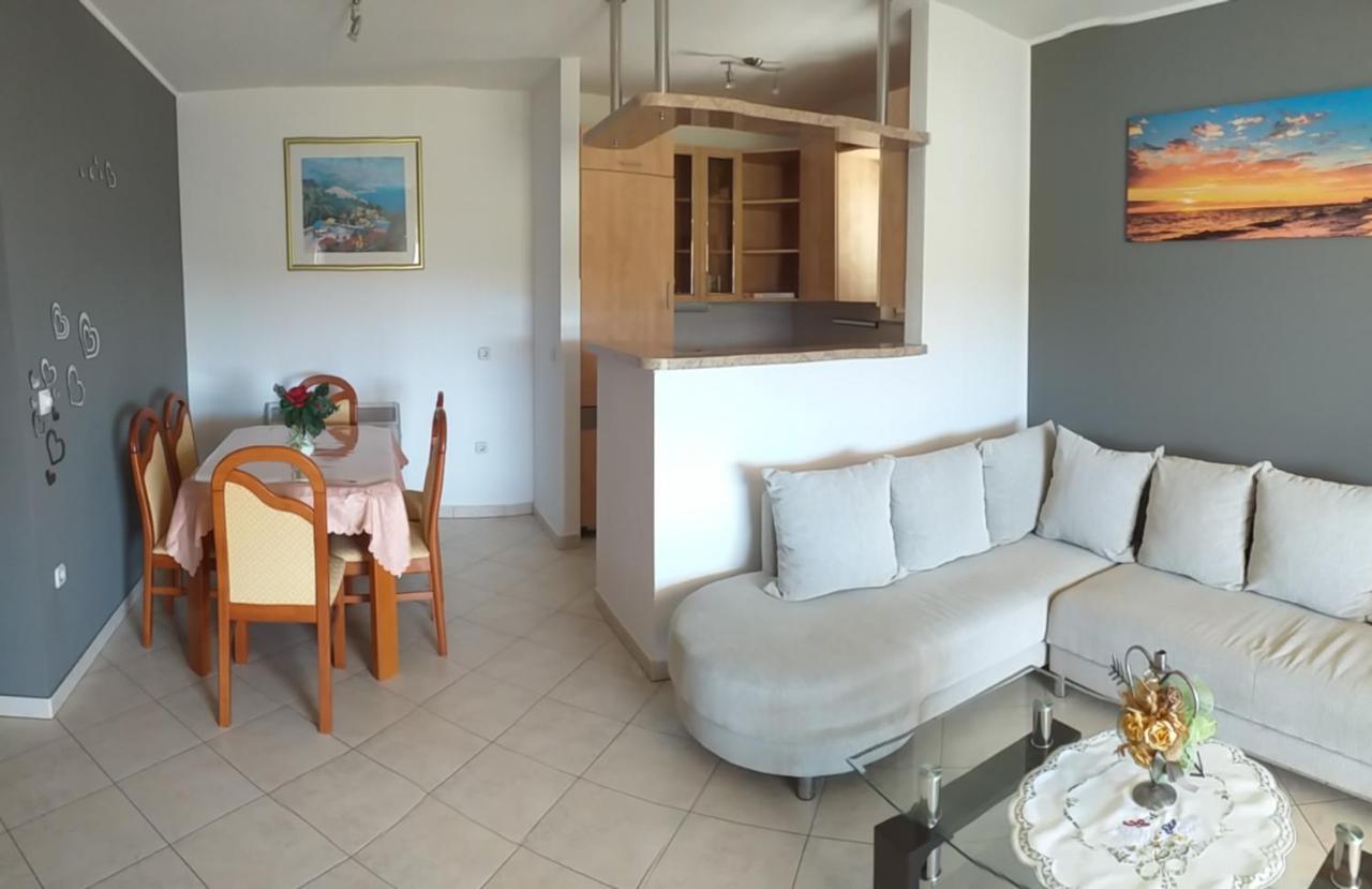 Apartment Rubin Kaštela Екстериор снимка