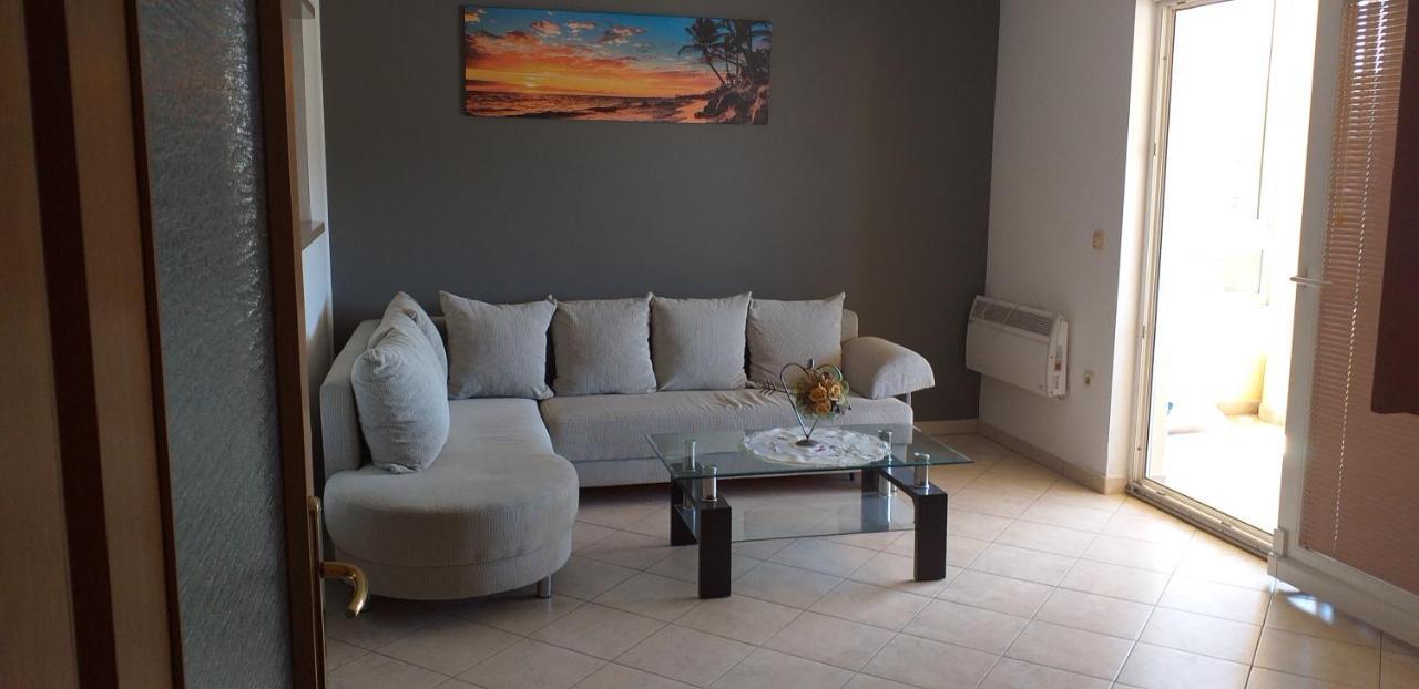 Apartment Rubin Kaštela Екстериор снимка